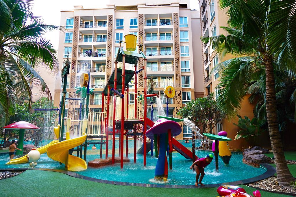 Atlantis Jomtien Waterworld Resort Exterior photo